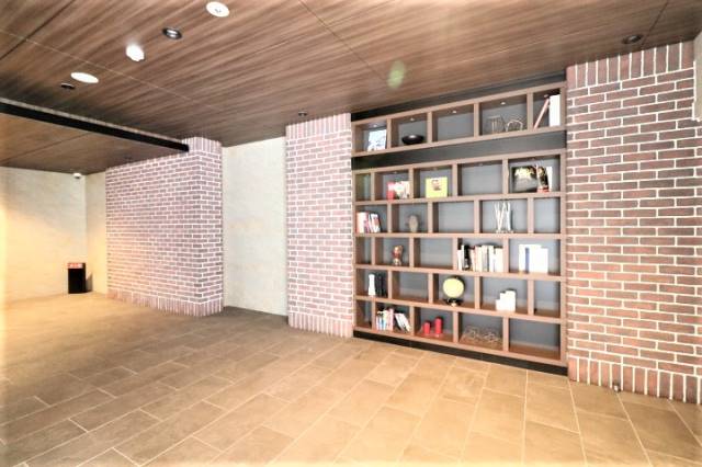 毎日がウキウキな気持ちになりそうなロビーでっす