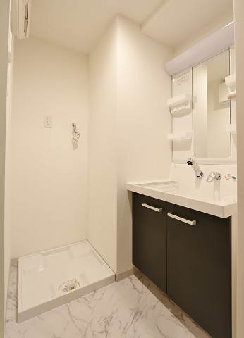 嬉しい独立洗面台完備