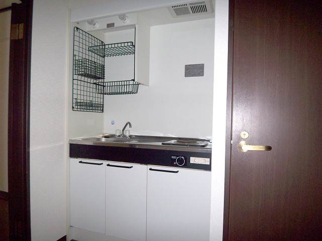 キッチン周りもすっきりしてます