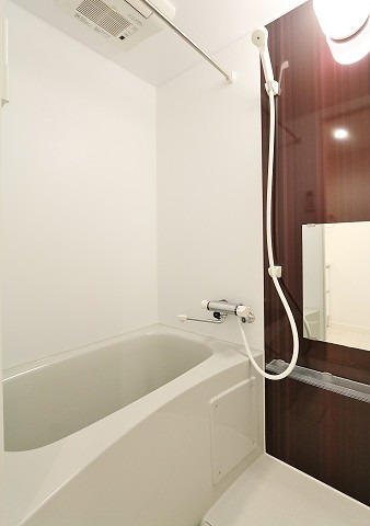 綺麗で清潔感のあるお風呂場です！