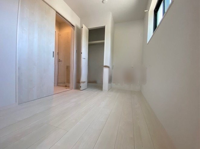 人気の白床シリーズの部屋です！！