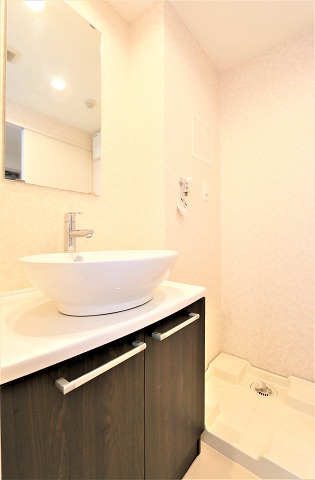 おしゃれな洗面台ですね