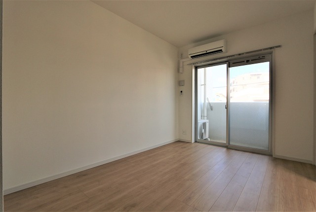 明るいお部屋で日々の暮らしまで明るくなりますね