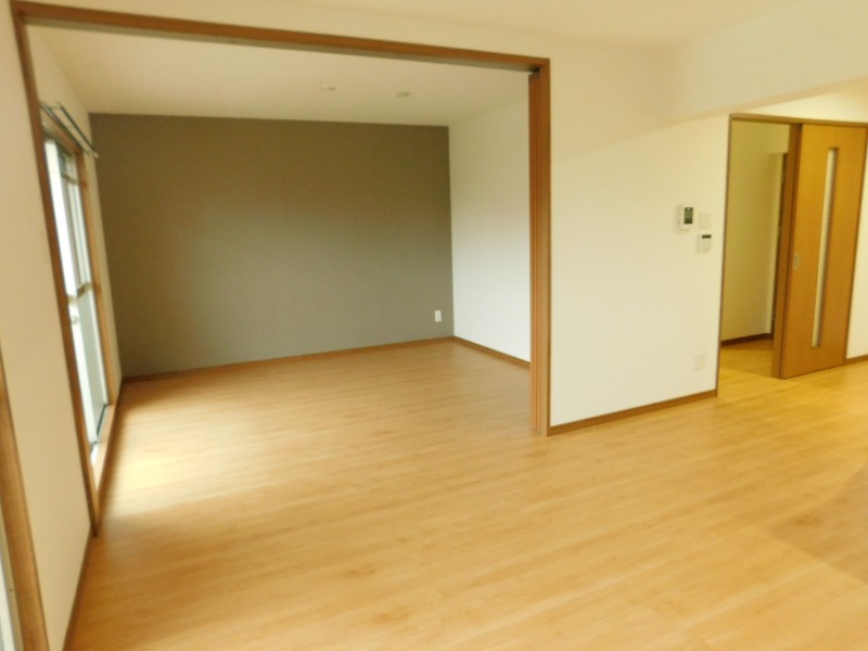 日当たり良好の洋室ですね