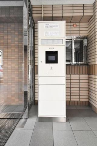 宅配ボックス付きで荷物の受取が楽々です