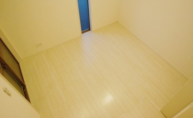 シンプルでコンパクトなリビングですね