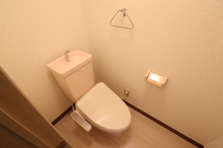 清潔感あるリビングですね