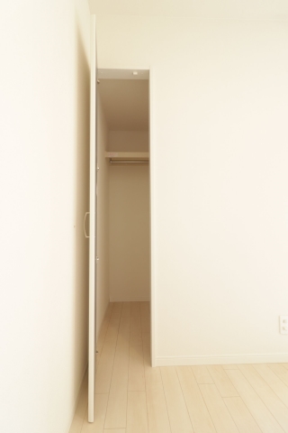 クローゼットは2つあります。