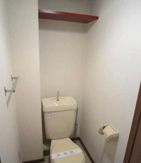 清潔感のあるトイレです