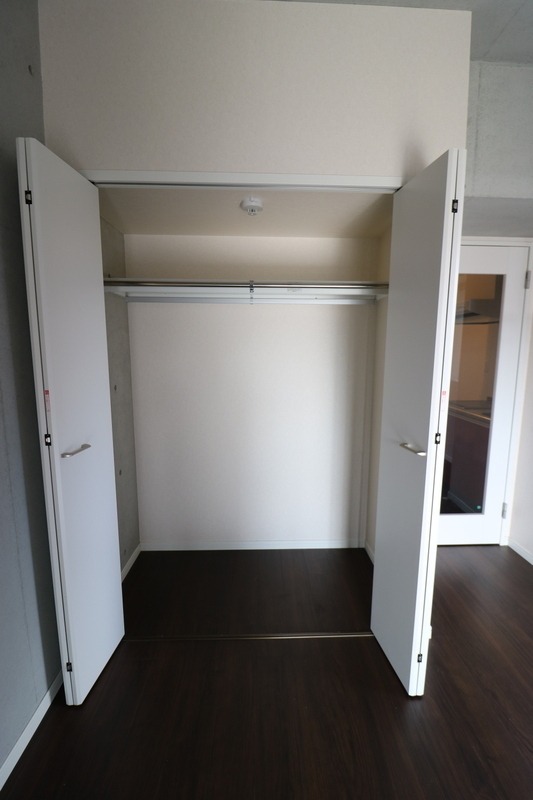 奥行きのある収納スペース