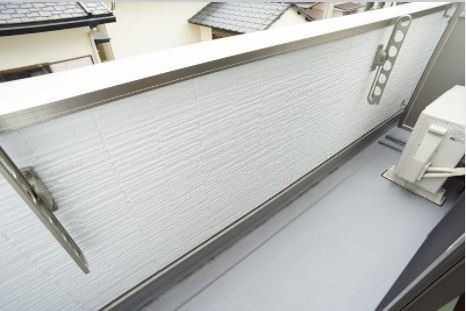 天気のいい日はこちらで洗濯物を干せます