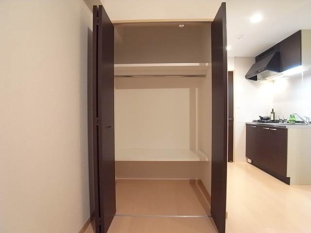 奥行きのある収納スペース