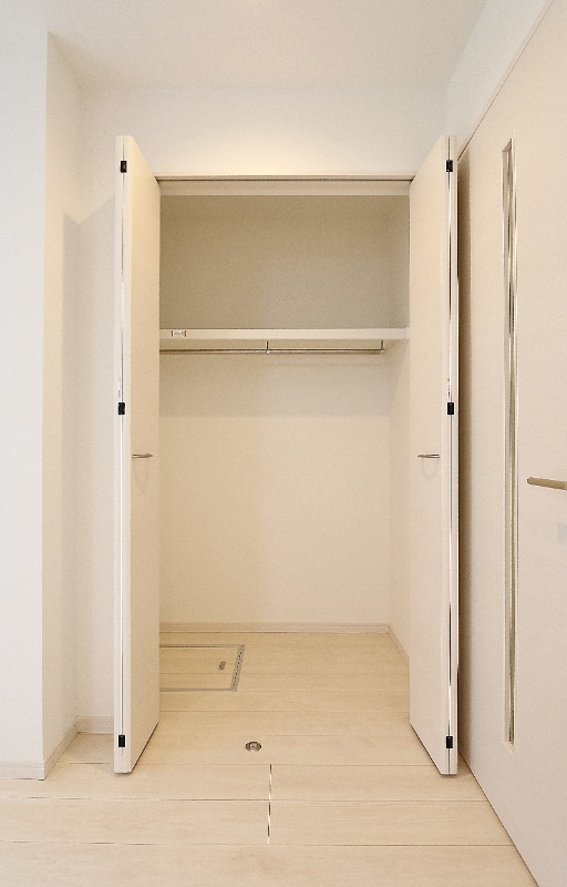 かさばりやすいお洋服もたっぷり収納可能できます