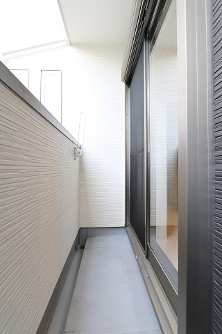 天気の良い日の洗濯物はこちらへ