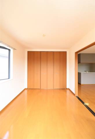 家族構成によって様々な活用方法が出来る洋室です