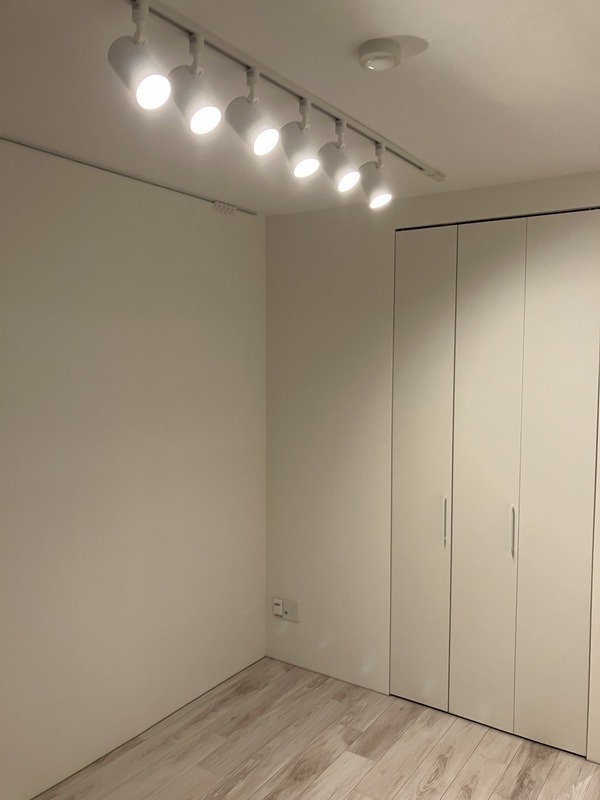 家具の配置に困らないリビングですね