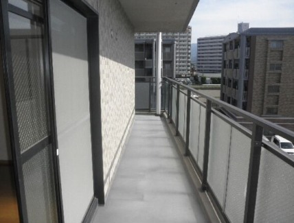 洗濯物はこちらにどうぞ。