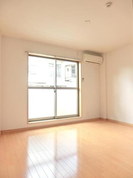 広々リビングでゆったりくつろげます