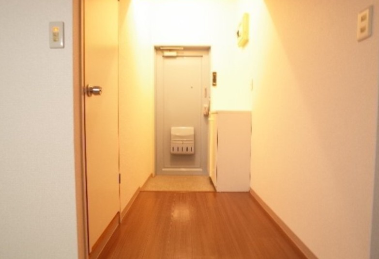 玄関はこのようになっています。