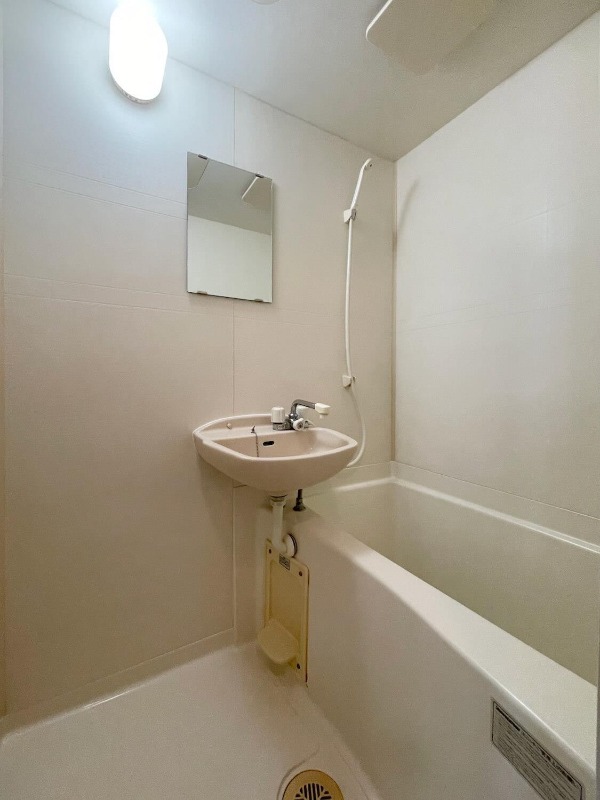 疲れはこちらで洗い流してください