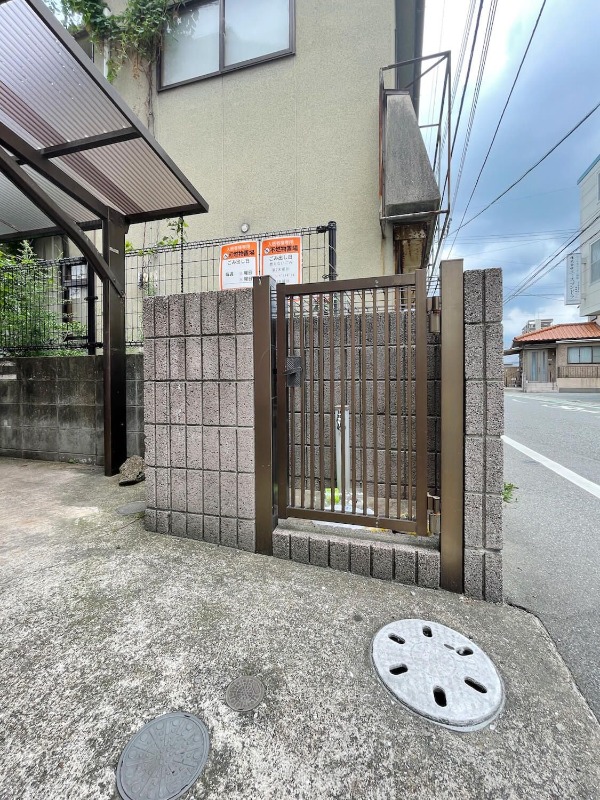 ゴミ置き場はこちらです。