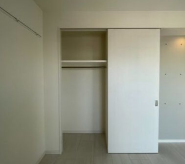 奥行きのある収納スペース