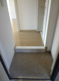 玄関はこのようになっています。