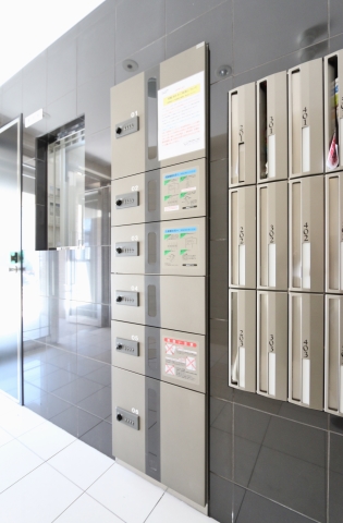 留守の間も安心の宅配ボックスです