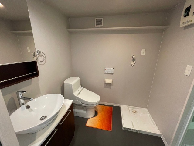 お出かけ前の支度はこちらでされてください