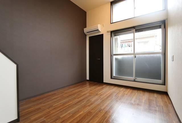 家具の配置がしやすいリビングです