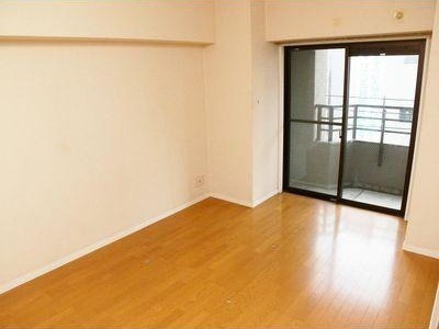 寝室はこちらでいかがでしょうか？