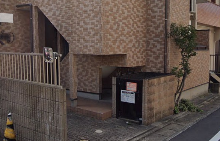 敷地内にゴミ置き場もございます。