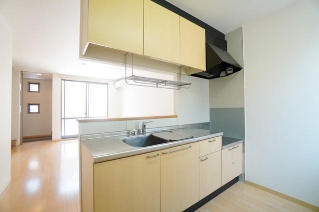 人気のカウンターキッチンで料理が捗ります