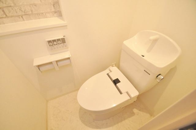 清潔感のあるトイレです