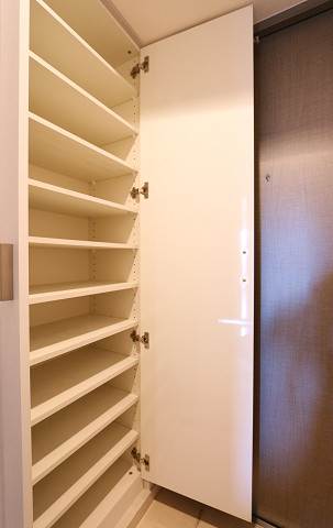 シューズボックスもたっぷり収納できます