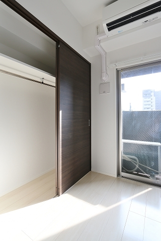 収納力抜群のクローゼットです