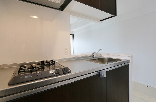 作業スペースが広く二口コンロで作業効率も上がります