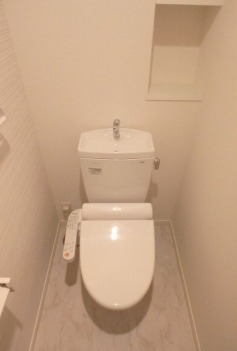 清潔感のあるトイレです