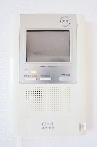 来客がモニターで確認できるので安心です