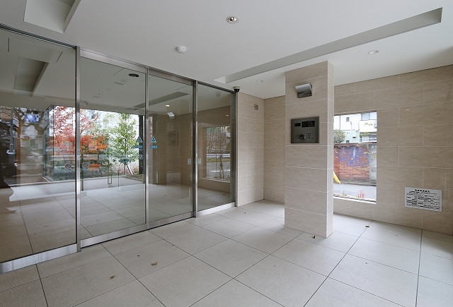 オートロック付きなのでセキュリティ面も心配ありません