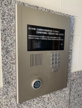 オートロック付きで女性も安心のセキュリティ