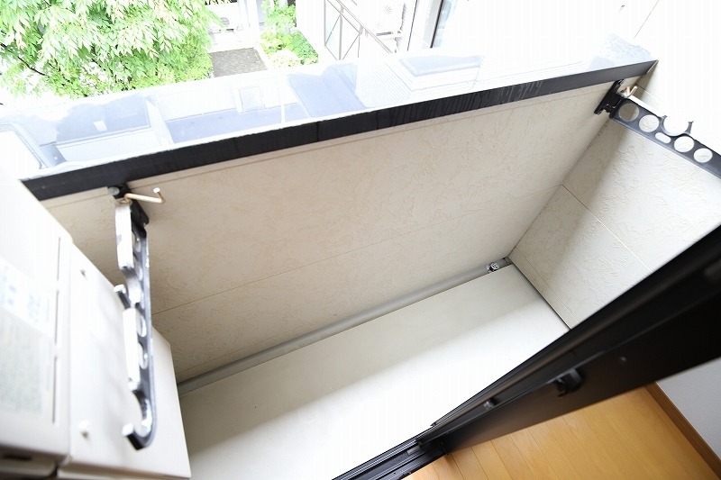 洗濯物はこちらへ。