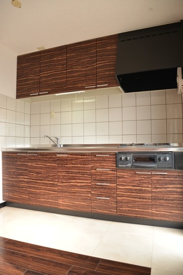 広々キッチンでお料理がはかどりそうです