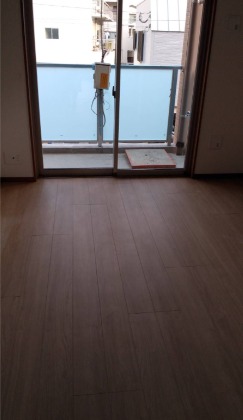 落ち着いた雰囲気のの洋室です