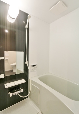 オシャレなお風呂でリラックスできますよ