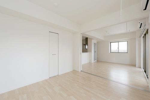 こちらは寝室にぴったりの洋室です