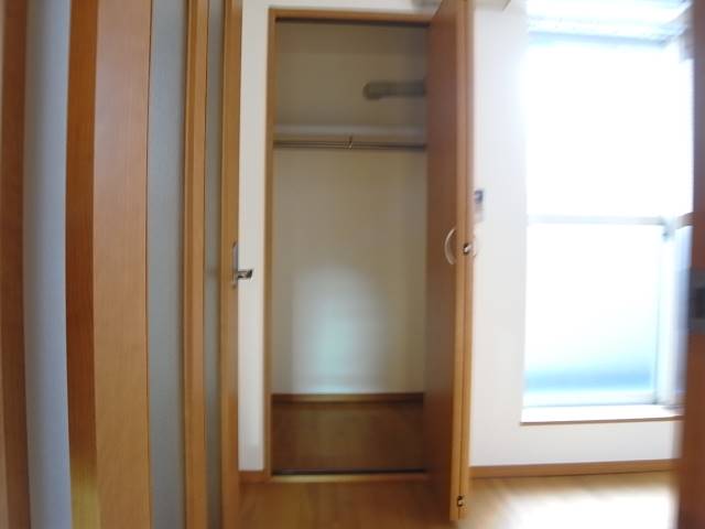 奥行きがあり収納には困りません