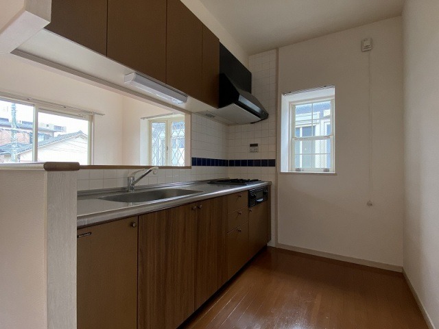 こんなキッチン憧れます。