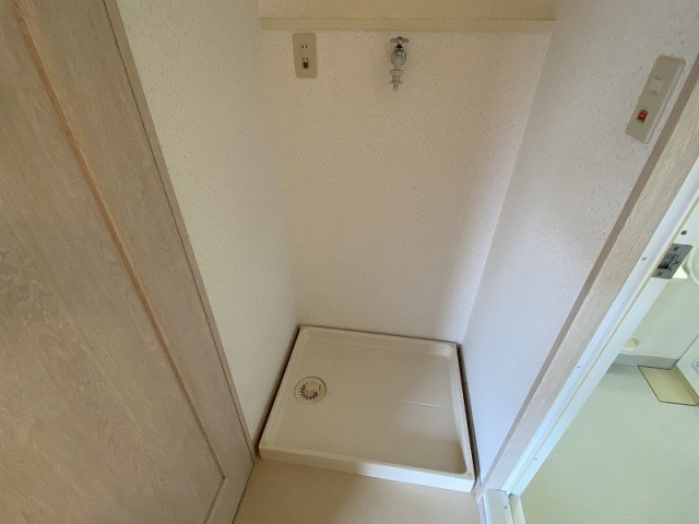 勿論室内洗濯機置き場。