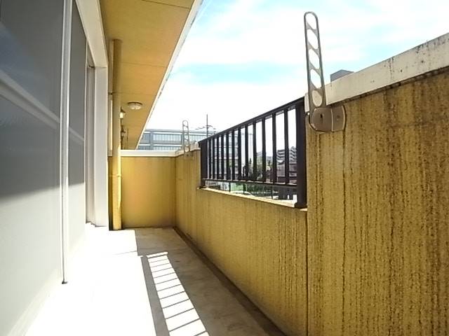 バルコニー広すぎます。